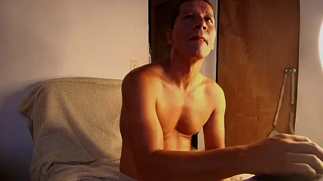 Snapshot of leoytessa_10 chatting on September 2025 10:15:02 AM leoytessa 10 online show from September 2025 10:15:02 AM