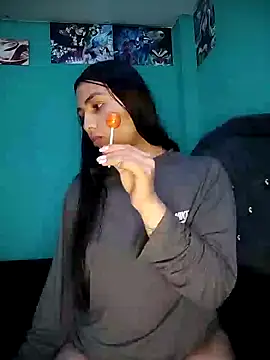 Nahiara velez online show from February 2026 07:48:01 PM