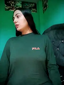 Nahiara velez online show from May 2026 09:57:02 PM
