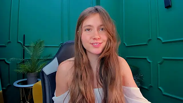 MaryannSoftt online show from December 2024 03:39:01 PM