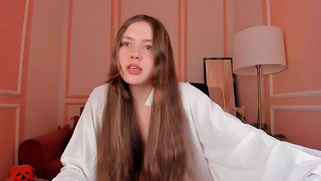 MaryannSoftt online show from October 2025 04:06:02 PM