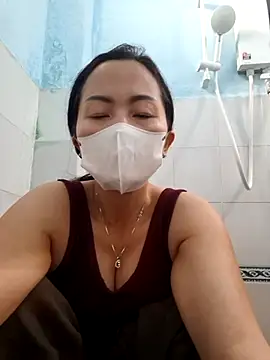 Snapshot of Baby-sexytits18 chatting on December 2025 11:46:02 PM Baby-sexytits18 online show from December 2025 11:46:02 PM