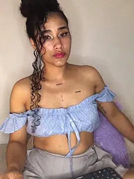 jaderossxx online show from February 2025 10:13:01 PM