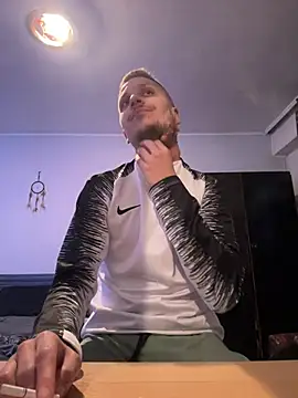 Snapshot of BWC69_69_69 chatting on December 2024 03:04:01 PM BWC69 69 69 online show from December 2024 03:04:01 PM