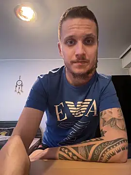 Snapshot of BWC69_69_69 chatting on January 2025 06:36:02 PM BWC69 69 69 online show from January 2025 06:36:02 PM