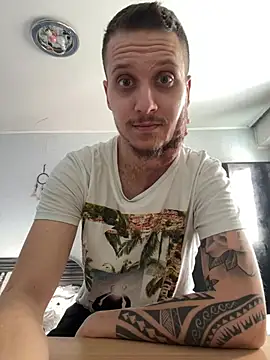 Snapshot of BWC69_69_69 chatting on February 2025 12:26:02 PM BWC69 69 69 online show from February 2025 12:26:02 PM