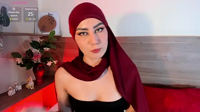 Snapshot of fatimarab chatting on May 2026 08:38:01 PM fatimarab online show from May 2026 08:38:01 PM