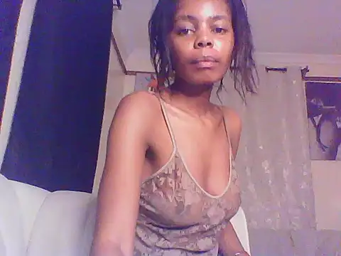 Snapshot of sweetanabella4 chatting on June 2026 10:03:02 PM sweetanabella4 online show from June 2026 10:03:02 PM