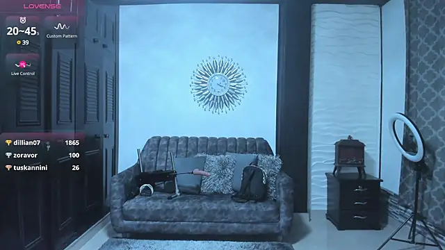 Snapshot of EroticAzir chatting on December 2024 12:45:02 AM EroticAzir online show from December 2024 12:45:02 AM