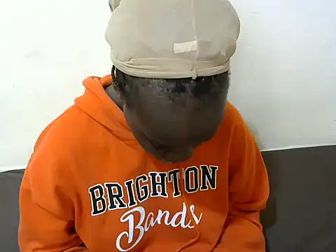 Snapshot of Thicky_kyla chatting on November 2025 05:39:01 AM Thicky kyla online show from November 2025 05:39:01 AM