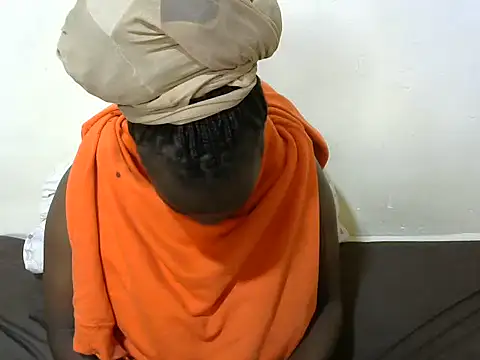 Snapshot of Thicky_kyla chatting on January 2026 10:40:01 AM Thicky kyla online show from January 2026 10:40:01 AM