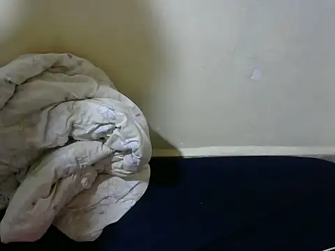 Snapshot of Thicky_kyla chatting on February 2026 03:32:01 PM Thicky kyla online show from February 2026 03:32:01 PM