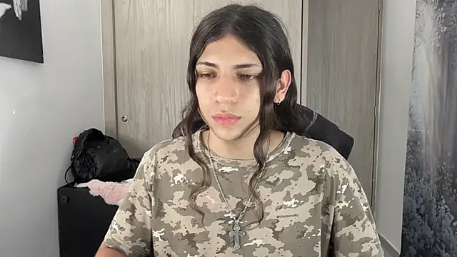 Snapshot of gabriel__manson chatting on December 2025 10:26:01 PM gabriel manson online show from December 2025 10:26:01 PM