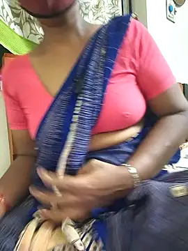 Snapshot of Tamil--Rani chatting on January 2025 04:53:01 PM Tamil--Rani online show from January 2025 04:53:01 PM