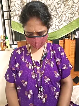 Snapshot of Tamil--Rani chatting on January 2025 03:57:02 PM Tamil--Rani online show from January 2025 03:57:02 PM