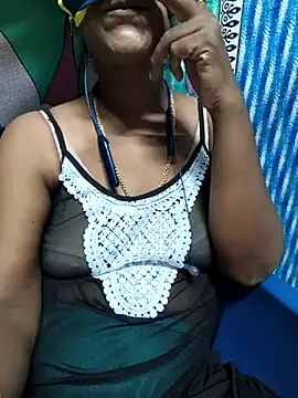 Snapshot of Tamil--Rani chatting on March 2025 12:35:02 PM Tamil--Rani online show from March 2025 12:35:02 PM