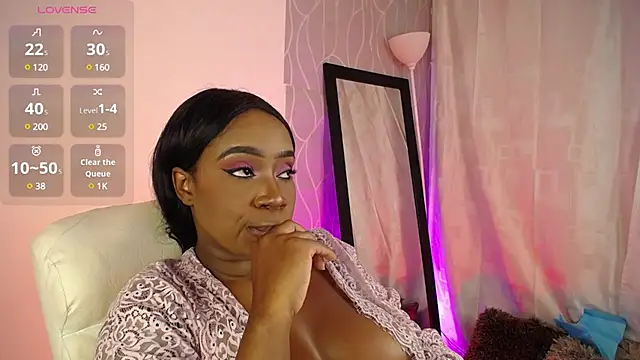 Britanymooree online show from March 2025 09:02:02 PM