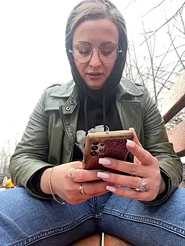 Snapshot of OlgaBuzzz chatting on March 2025 06:16:01 AM OlgaBuzzz online show from March 2025 06:16:01 AM