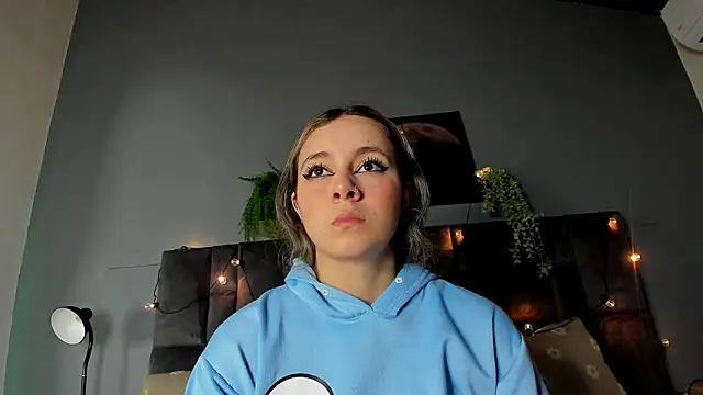 AmbarHills 1 online show from February 2026 11:37:01 AM