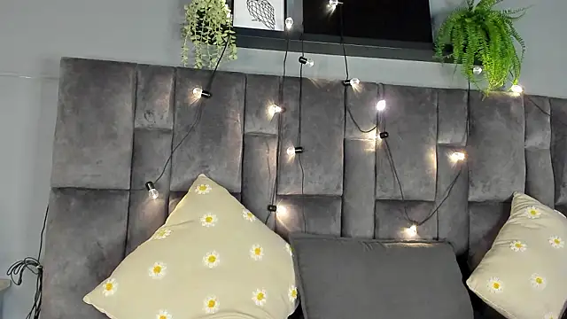 AbbyWathson online show from February 2026 11:44:01 AM