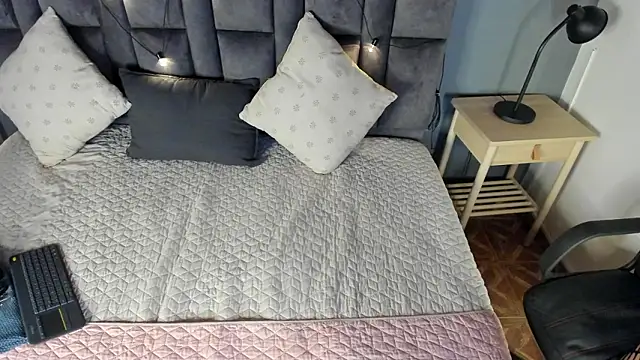 AbbyWathson online show from March 2026 12:12:02 PM