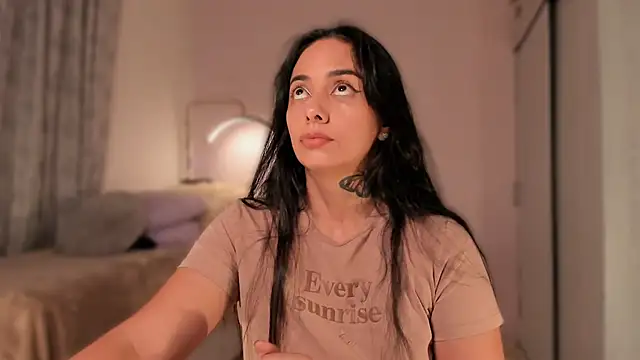 Aleja24Evans online show from April 2026 12:31:01 AM