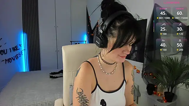 Snapshot of SashaSunlight chatting on November 2025 02:30:01 PM SashaSunlight online show from November 2025 02:30:01 PM