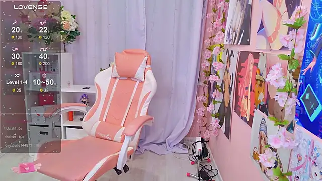 Coconut Mia online show from April 2026 07:58:01 PM