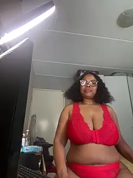 Snapshot of Nomthie chatting on September 2025 02:21:01 PM Nomthie online show from September 2025 02:21:01 PM