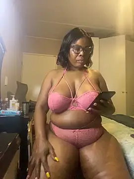 Snapshot of Nomthie chatting on November 2025 05:25:02 PM Nomthie online show from November 2025 05:25:02 PM