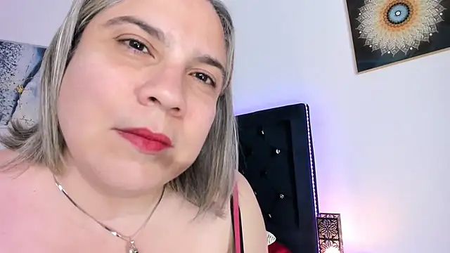 Snapshot of MissMaria chatting on February 2025 03:19:01 AM MissMaria online show from February 2025 03:19:01 AM