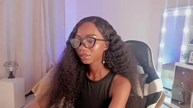 Snapshot of SavannahWildee chatting on January 2025 08:48:01 PM SavannahWildee online show from January 2025 08:48:01 PM