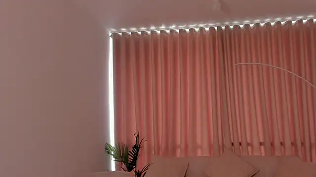 Snapshot of SavannahWildee chatting on September 2025 11:42:01 AM SavannahWildee online show from September 2025 11:42:01 AM