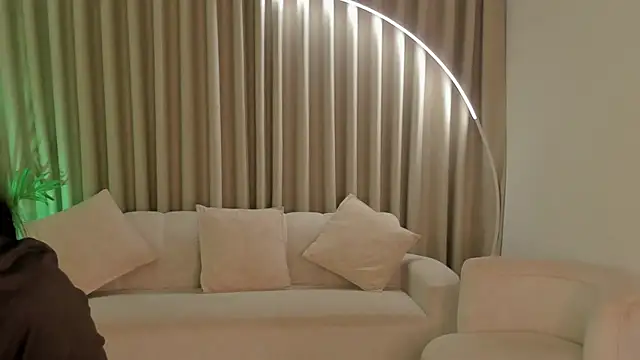 Snapshot of SavannahWildee chatting on September 2025 11:44:01 AM SavannahWildee online show from September 2025 11:44:01 AM