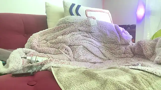 Snapshot of Alpha_theking chatting on February 2025 08:06:02 AM Alpha theking online show from February 2025 08:06:02 AM