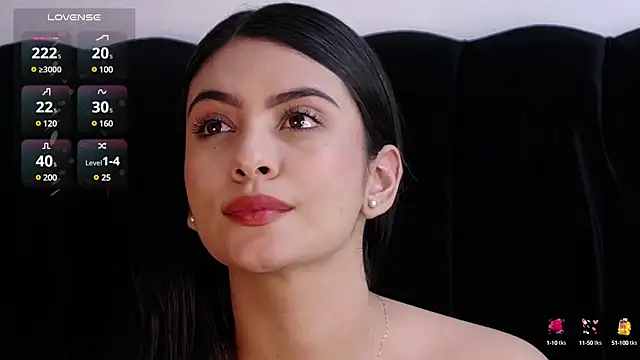 Snapshot of AspenRuss chatting on January 2025 07:07:02 AM AspenRuss online show from January 2025 07:07:02 AM