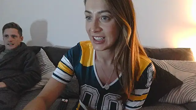 Snapshot of Pollypearson chatting on January 2025 09:23:02 PM Pollypearson online show from January 2025 09:23:02 PM