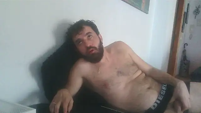 Snapshot of FJcouple chatting on January 2025 04:00:02 PM FJcouple online show from January 2025 04:00:02 PM