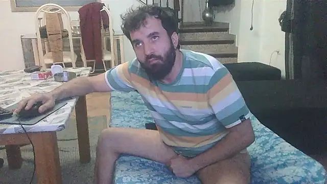 Snapshot of FJcouple chatting on January 2025 08:55:01 PM FJcouple online show from January 2025 08:55:01 PM