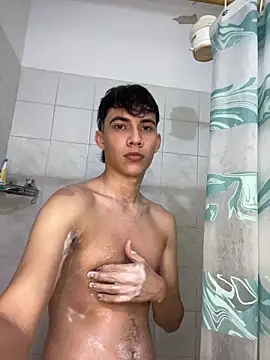 Snapshot of RyanGosslling_ chatting on December 2025 12:16:02 AM RyanGosslling online show from December 2025 12:16:02 AM