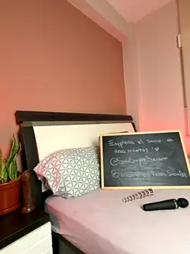 SOFIASWEETSECRETT online show from November 2025 09:42:02 AM