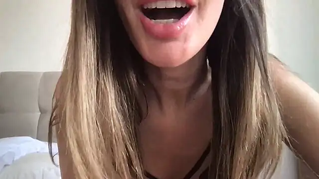 paolajonez online show from February 2025 04:47:01 PM