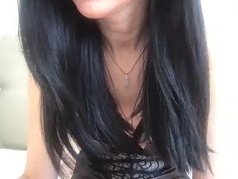 Snapshot of paolajonez chatting on June 2026 02:34:01 PM paolajonez online show from June 2026 02:34:01 PM