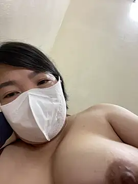 Snapshot of Hachi_Sweetbabie_ chatting on May 2026 02:33:02 PM Hachi Sweetbabie online show from May 2026 02:33:02 PM