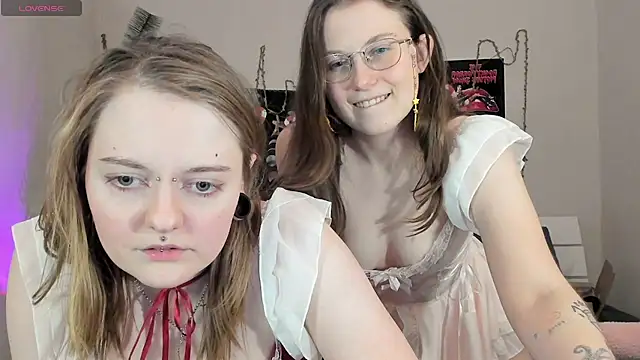 Snapshot of BebKonie chatting on January 2025 10:01:01 PM BebKonie online show from January 2025 10:01:01 PM