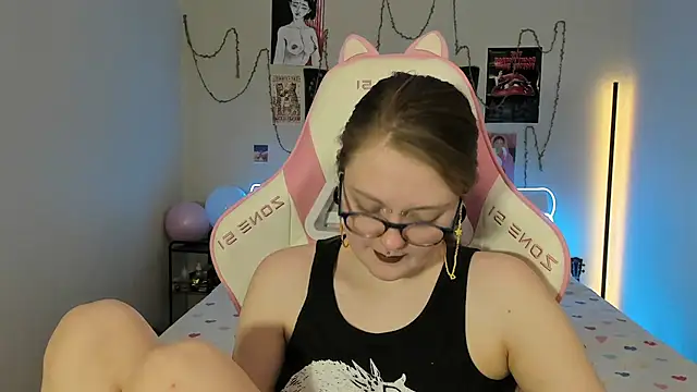 Snapshot of BebKonie chatting on February 2025 11:20:02 PM BebKonie online show from February 2025 11:20:02 PM