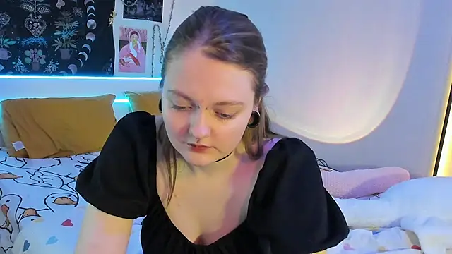 Snapshot of BebKonie chatting on March 2025 04:18:02 PM BebKonie online show from March 2025 04:18:02 PM