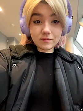 Baby  Naughty online show from December 2024 11:11:02 AM