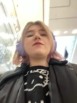 Baby  Naughty online show from December 2024 10:08:02 AM