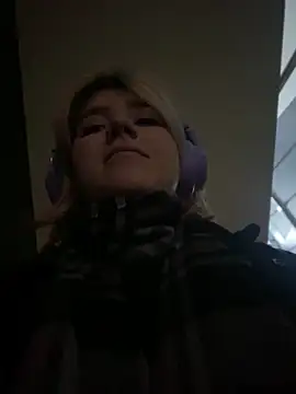 Baby  Naughty online show from December 2024 01:11:02 PM